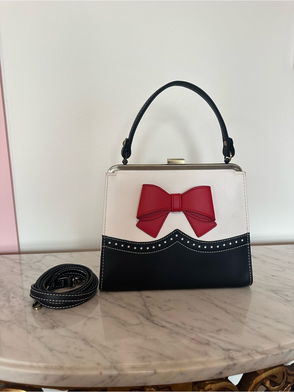 Top-Handle Crossbody Satchel with Red Bow Accent - White & Black - Picture 4 of 4
